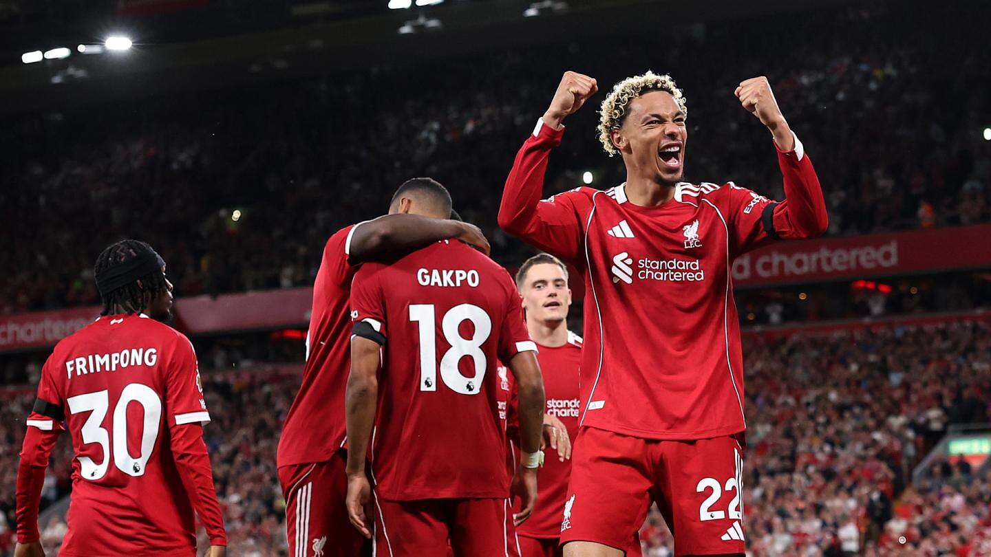 Ekitiké vs Isak in Liverpool’s striker debate under Arne Slot
